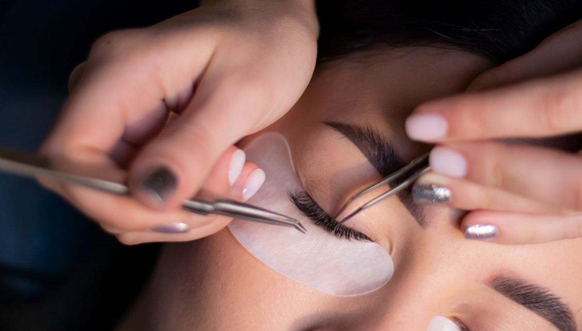 Fast-Track to Lash & Brow Mastery: Is Intensive Training Right for You?